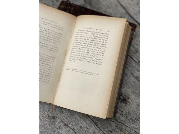 Lot de 2 livres anciens bordeaux