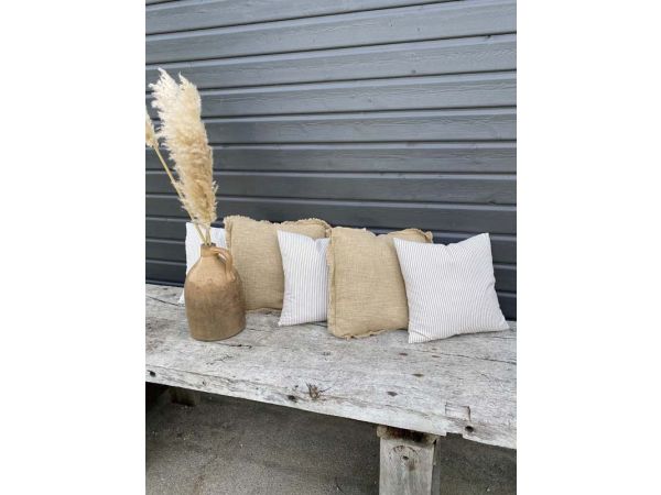 Coussin à rayures